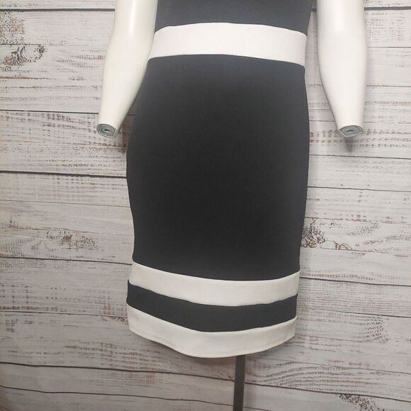 Suzy Shier Black and White Dress with Bateau Neckline - Picture 4 of 12